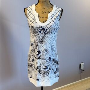 White House Black Market Floral Tunic - White and Blue